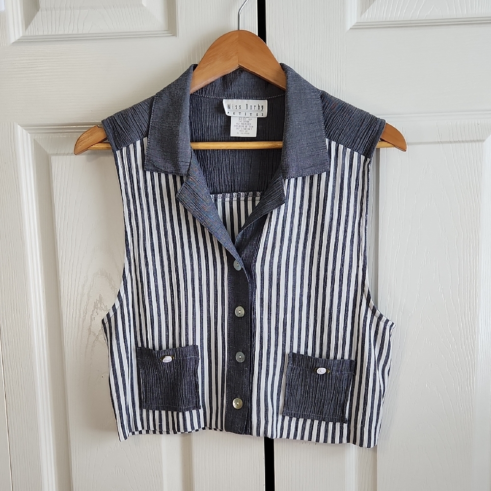 Vintage Miss Dorby Gray & White Striped Button Up Top Size SM Y2K Coquette 80s‎